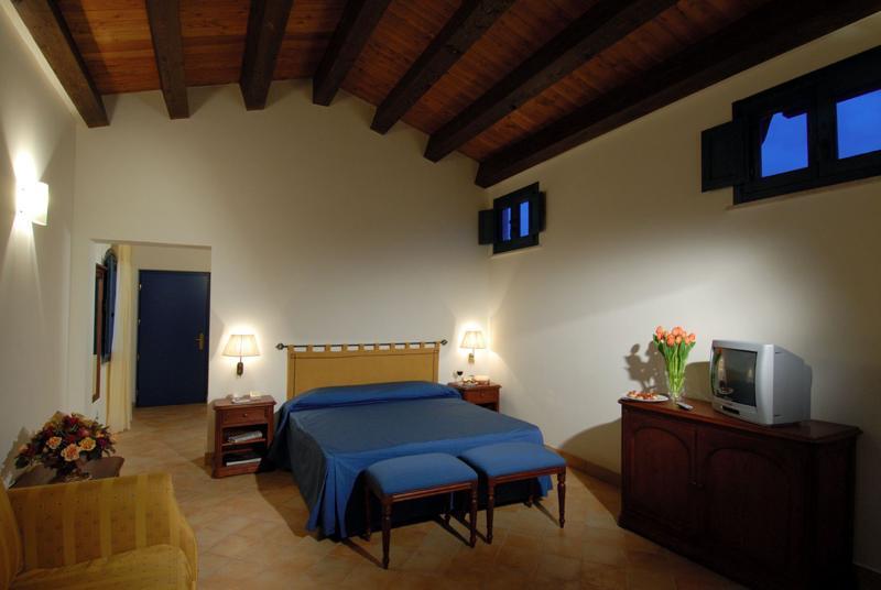 Hotel Relais Angimbe Калатафими Екстериор снимка